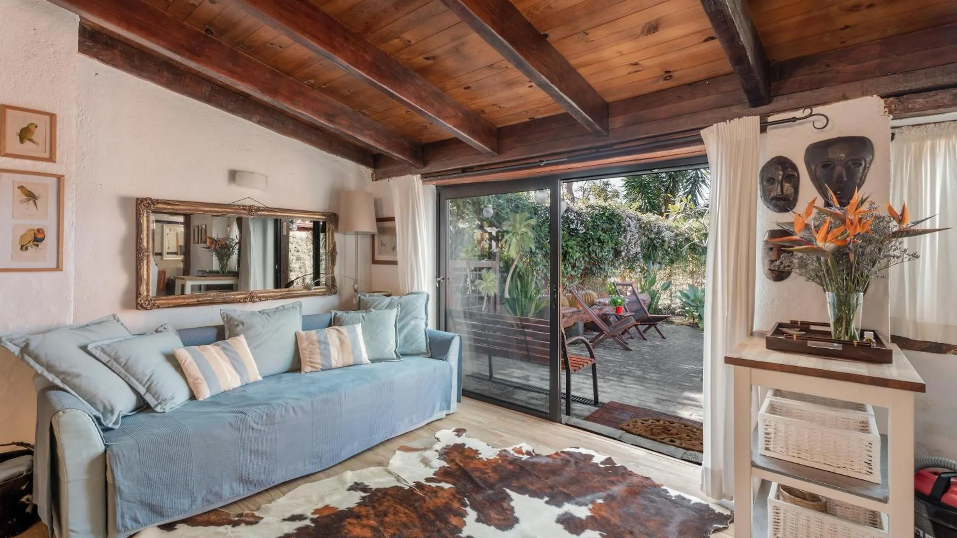 Casa Palmera - Private Paradise contacts
